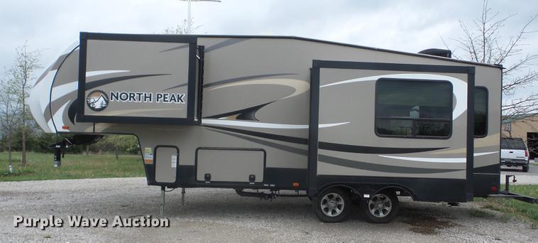 image for item EI9805 2016 Heartland North Peak 26RL camper