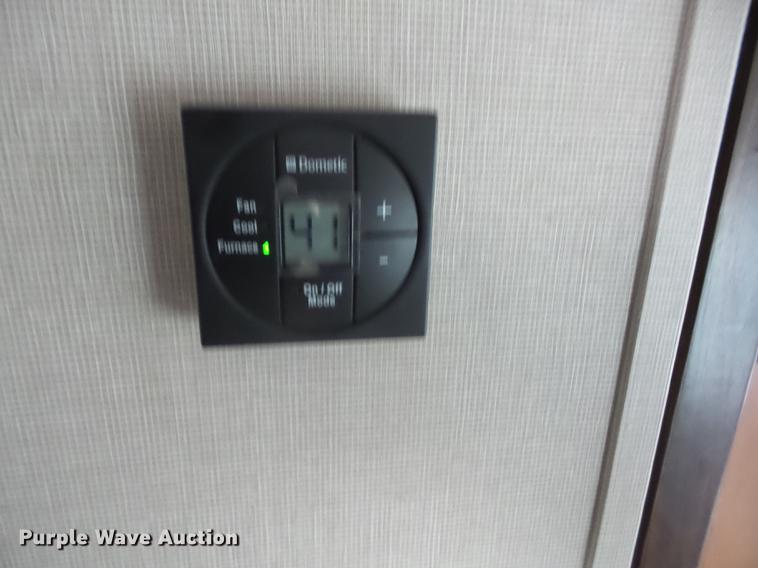 image for item EI9805 2016 Heartland North Peak 26RL camper