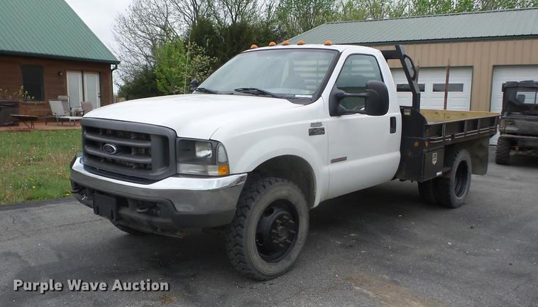 image for item EI9806 2004 Ford F450 Super Duty flatbed truck