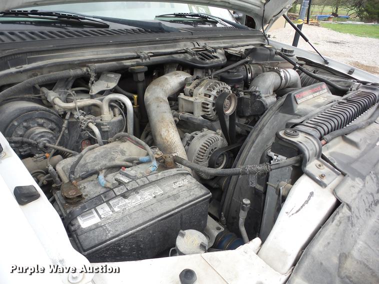 image for item EI9806 2004 Ford F450 Super Duty flatbed truck