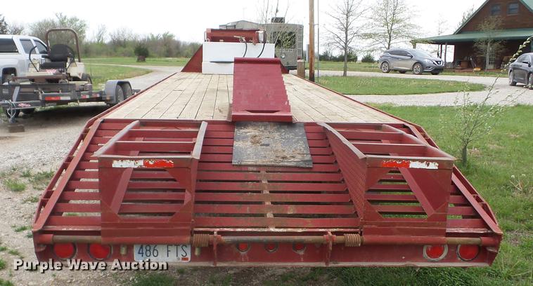 image for item EI9808 1999 PJ equipment trailer