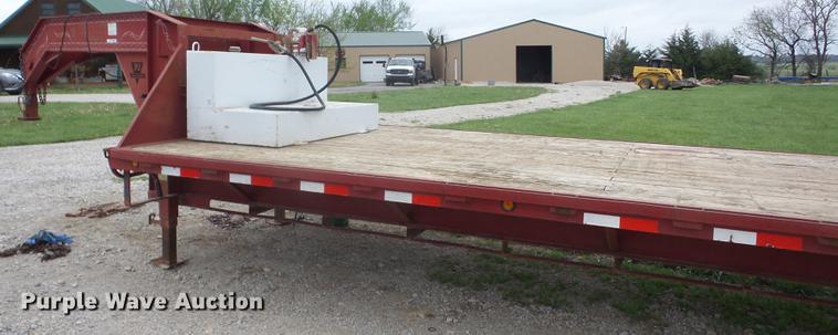image for item EI9808 1999 PJ equipment trailer