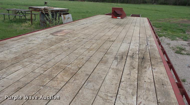 image for item EI9808 1999 PJ equipment trailer