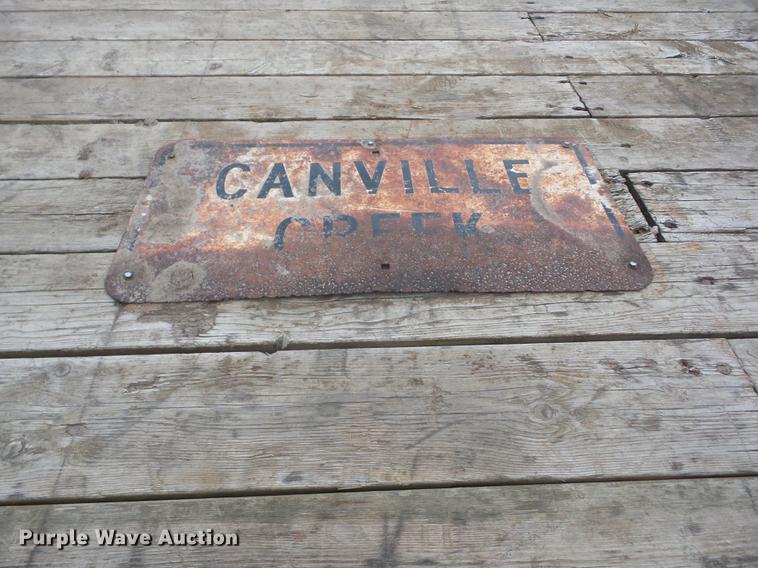 image for item EI9808 1999 PJ equipment trailer