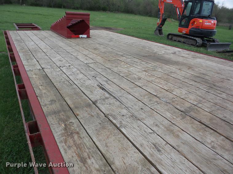 image for item EI9808 1999 PJ equipment trailer