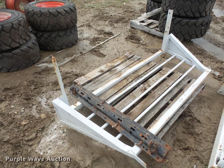 image for item EJ9384 Liftmoore crane and headache rack