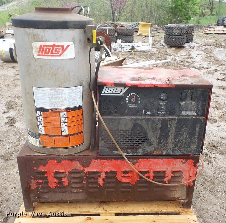 image for item EJ9389 Hotsy 1412SS steam pressure washer