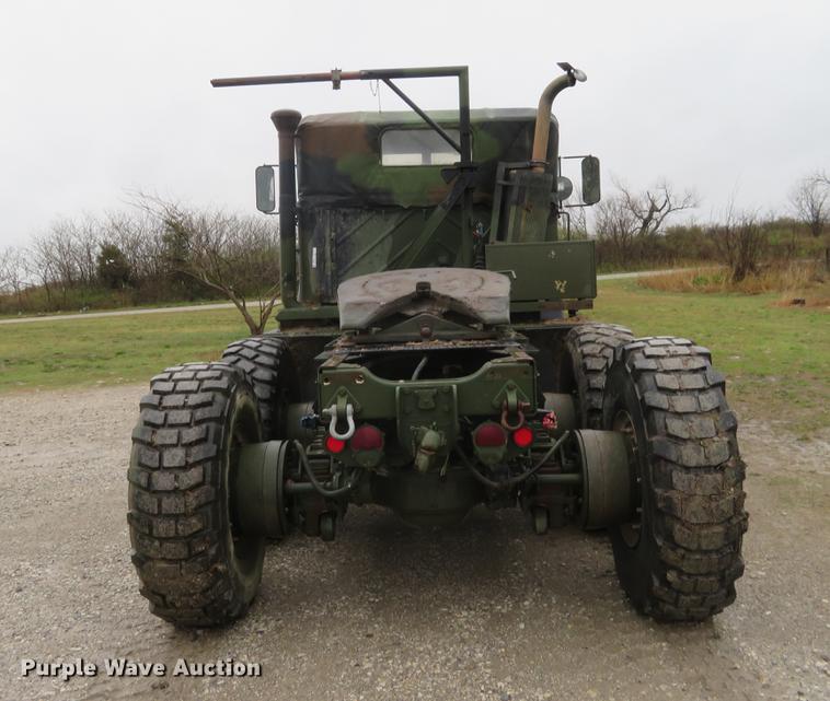 image for item EJ9560 1991 BMY M932A semi truck