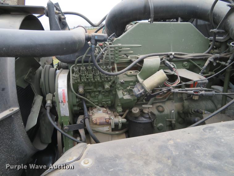 image for item EJ9560 1991 BMY M932A semi truck