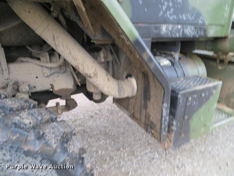 image for item EJ9560 1991 BMY M932A semi truck