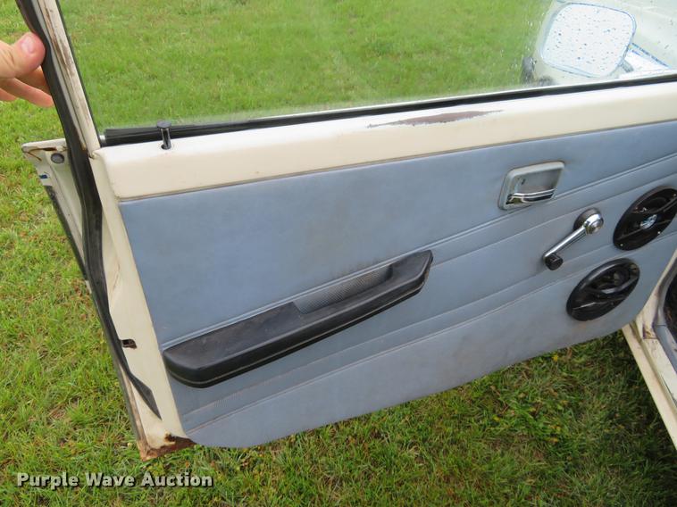 image for item EJ9562 1981 Dodge Ram D50 pickup truck