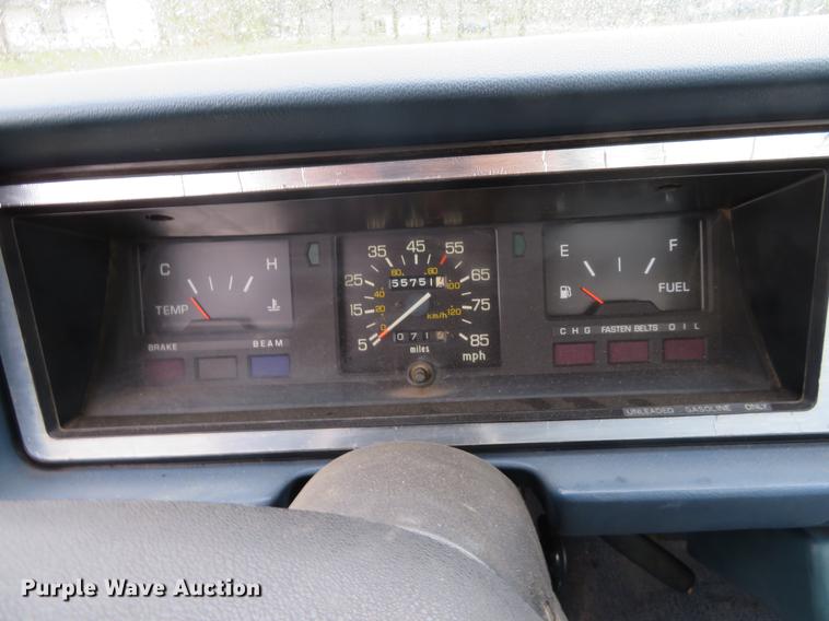 image for item EJ9562 1981 Dodge Ram D50 pickup truck