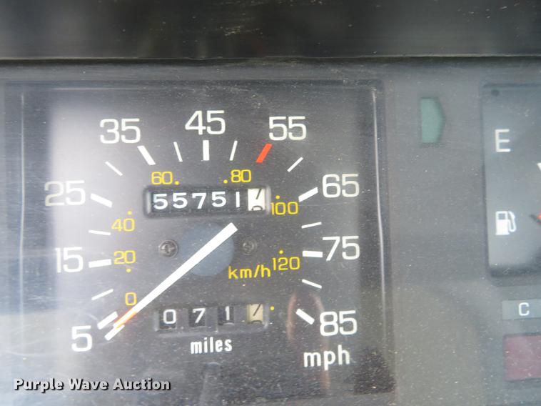 image for item EJ9562 1981 Dodge Ram D50 pickup truck