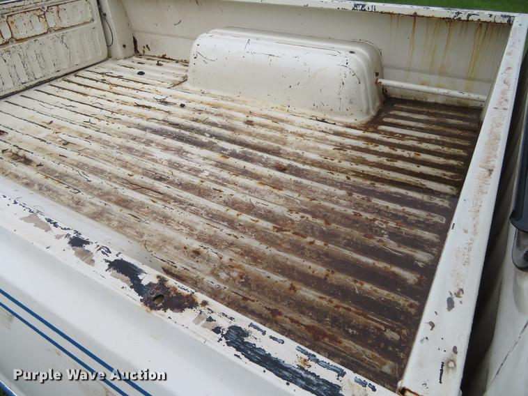 image for item EJ9562 1981 Dodge Ram D50 pickup truck