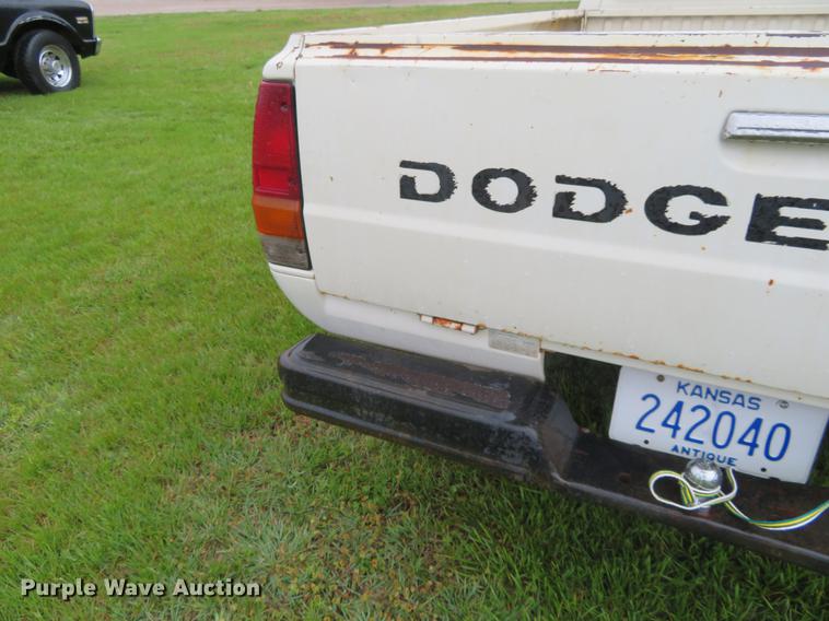 image for item EJ9562 1981 Dodge Ram D50 pickup truck