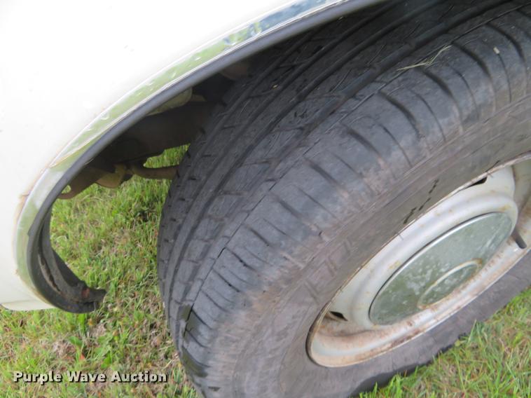 image for item EJ9562 1981 Dodge Ram D50 pickup truck