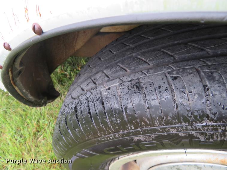 image for item EJ9562 1981 Dodge Ram D50 pickup truck