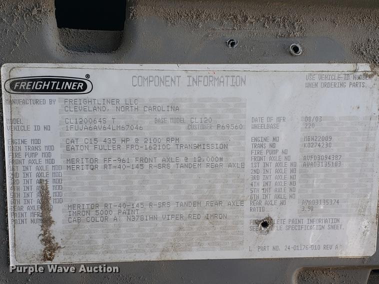 image for item EK9007 2004 Freightliner Columbia semi truck