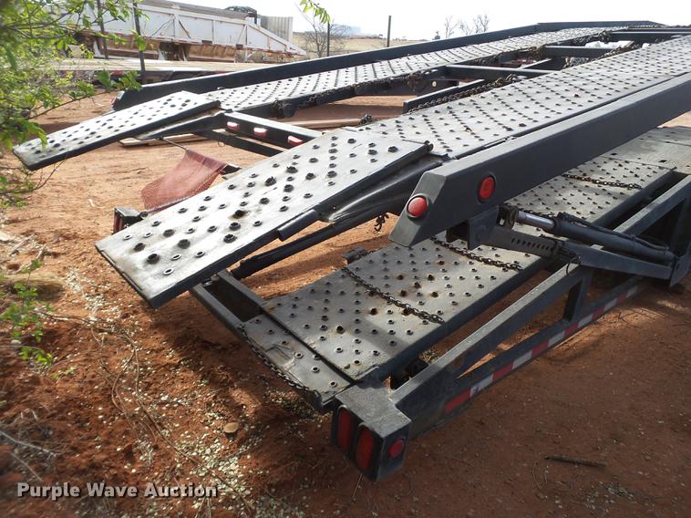 image for item EN9556 2001 Miller car trailer