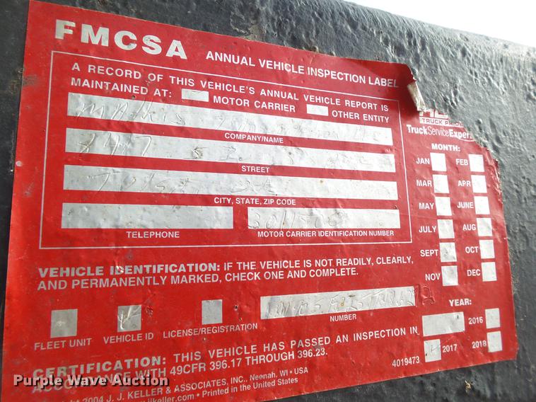 image for item EN9556 2001 Miller car trailer