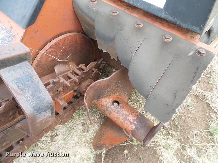 image for item EO9771 2001 Ditch Witch 1820H trencher