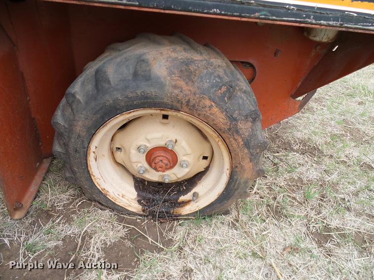 image for item EO9771 2001 Ditch Witch 1820H trencher