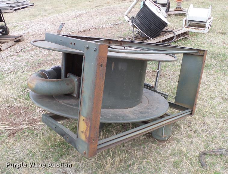 image for item EO9774 Fuel and lube reels and hoses