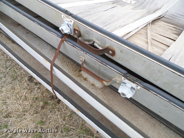 image for item EO9776 Toolboxes and bed covers