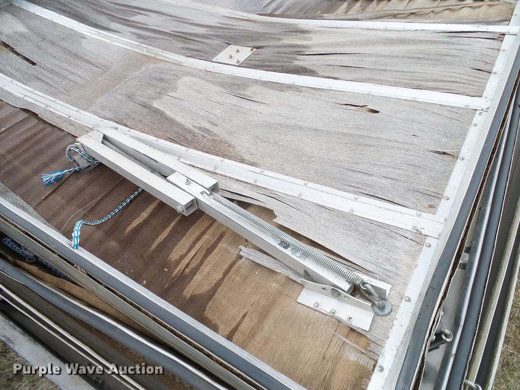 image for item EO9776 Toolboxes and bed covers