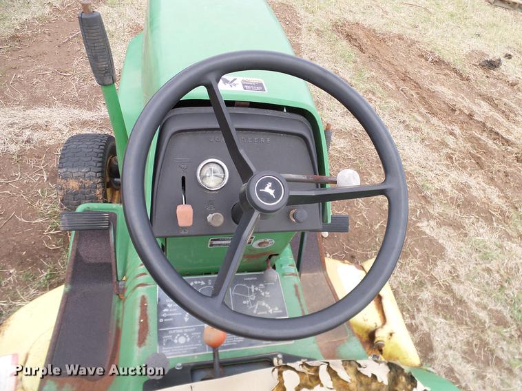 image for item EO9779 Lawn mowers and tiller