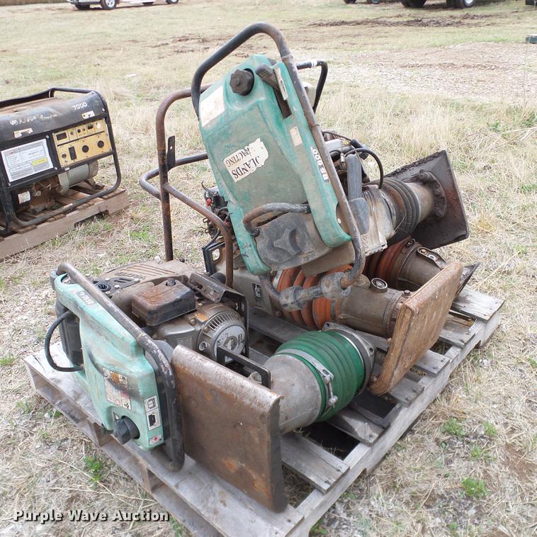 image for item EO9784 (6) plate compactors