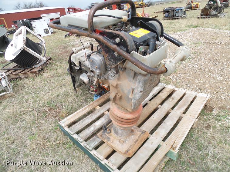 image for item EO9784 (6) plate compactors