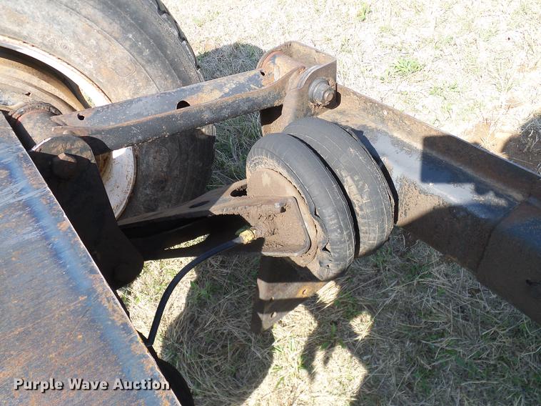 image for item EO9788 Truck axles, fifth wheel plates, tires, and wheels