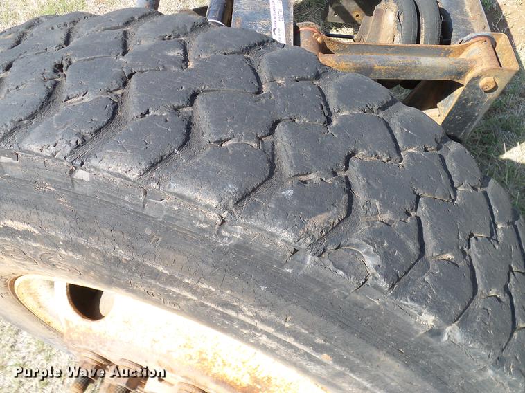image for item EO9788 Truck axles, fifth wheel plates, tires, and wheels