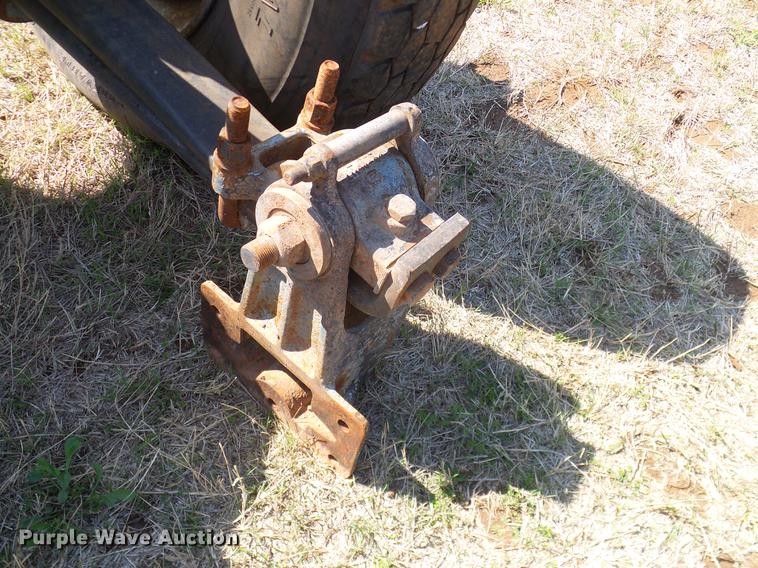 image for item EO9788 Truck axles, fifth wheel plates, tires, and wheels