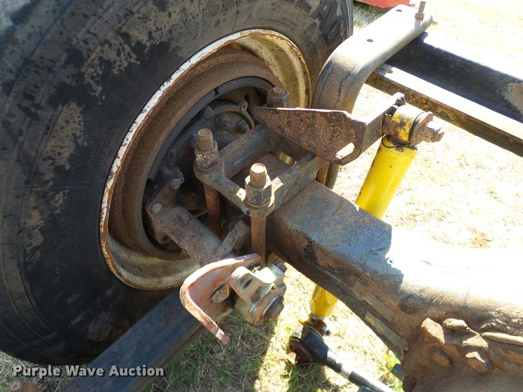 image for item EO9788 Truck axles, fifth wheel plates, tires, and wheels