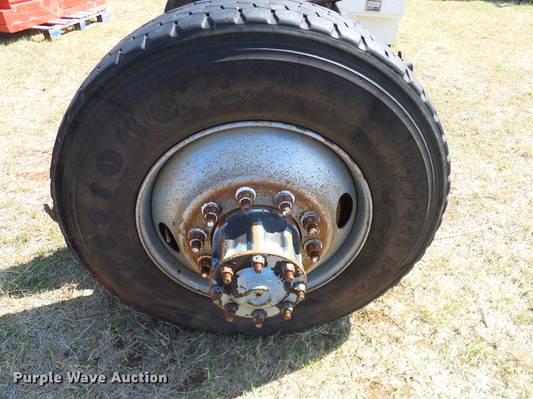 image for item EO9788 Truck axles, fifth wheel plates, tires, and wheels