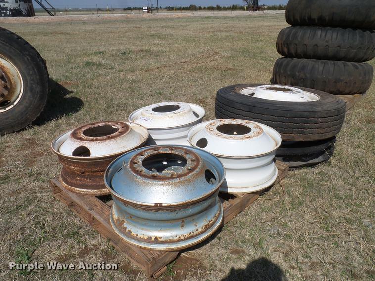 image for item EO9788 Truck axles, fifth wheel plates, tires, and wheels