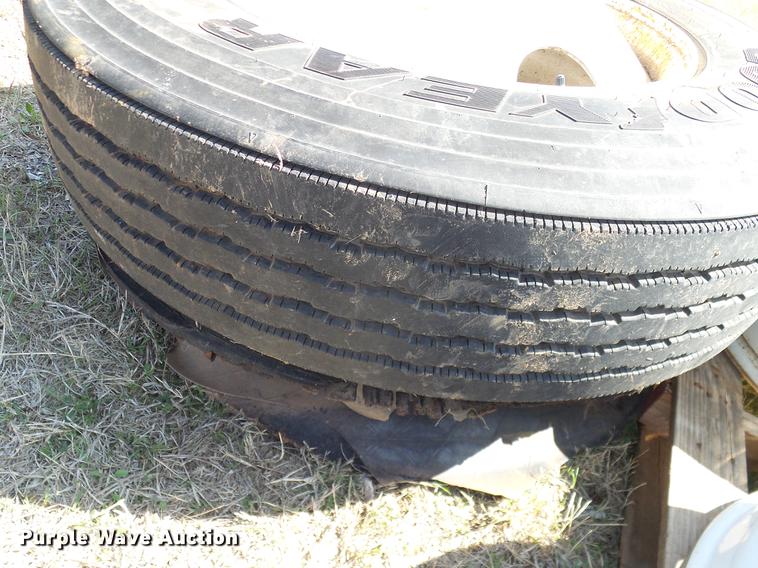 image for item EO9788 Truck axles, fifth wheel plates, tires, and wheels