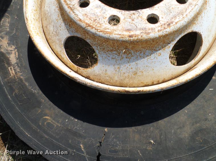 image for item EO9788 Truck axles, fifth wheel plates, tires, and wheels