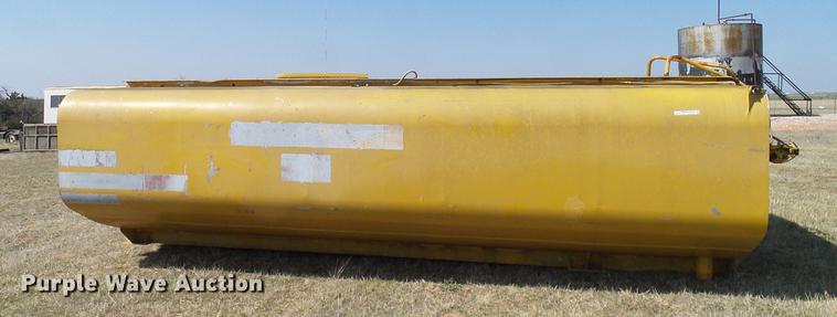 image for item EO9792 Fuel tank bed