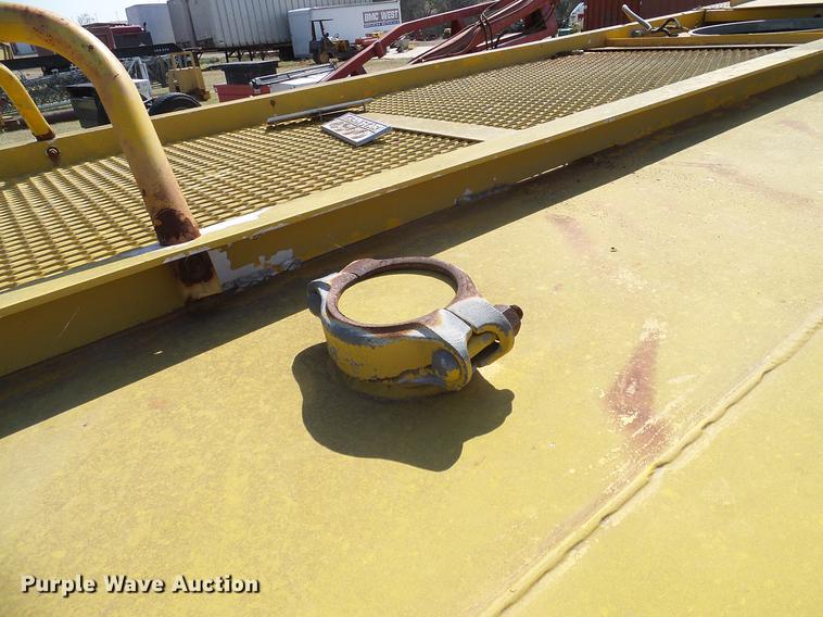 image for item EO9792 Fuel tank bed