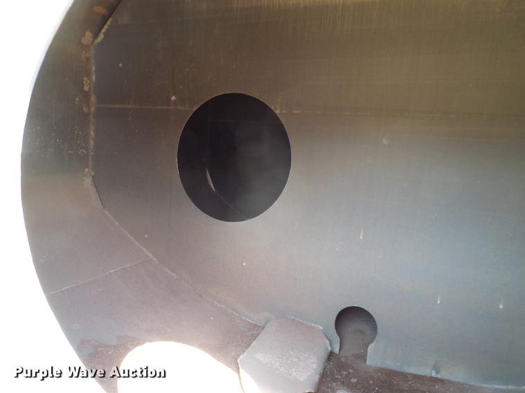 image for item EO9792 Fuel tank bed