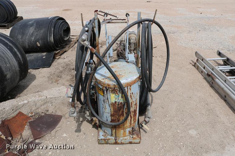 image for item EW9213 (2) paint machines