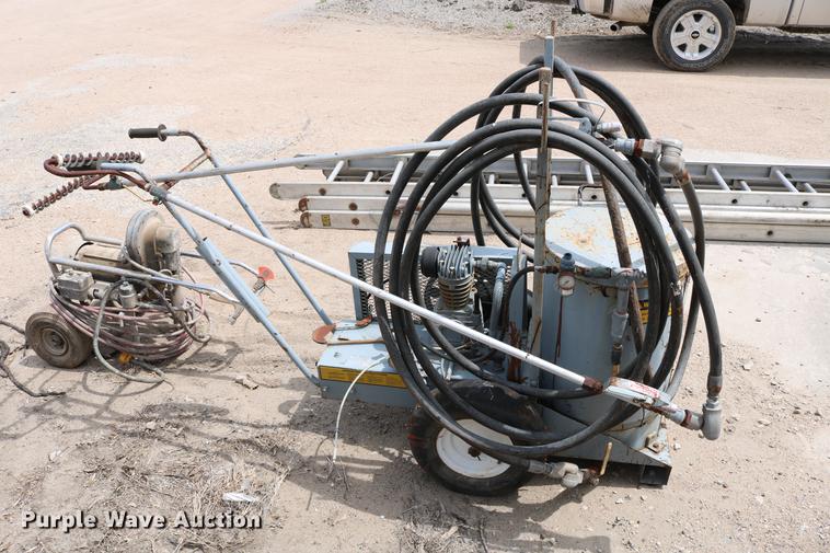 image for item EW9213 (2) paint machines