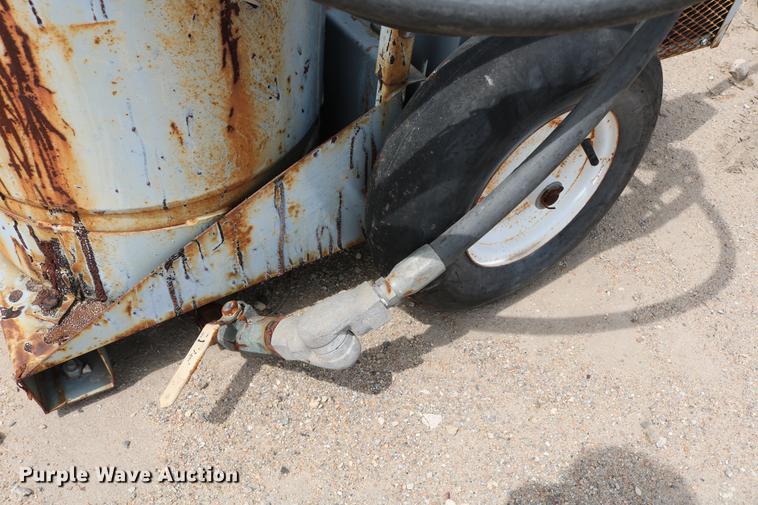 image for item EW9213 (2) paint machines