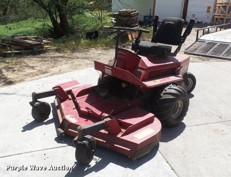 image for item EX9158 Zipper TS22 ZTR lawn mower