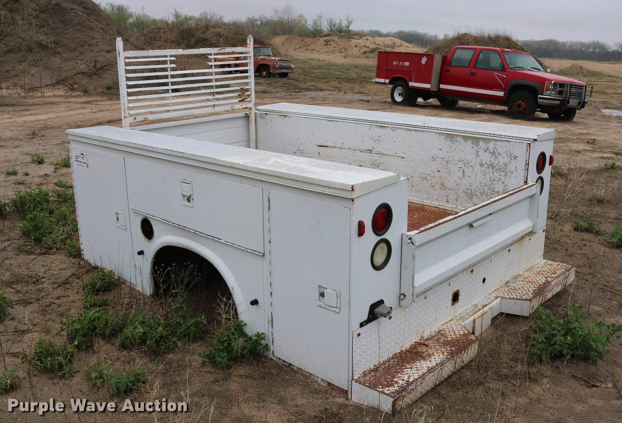 Knapheide 696FJ1 utility bed in Concordia, KS Item DD4218 sold