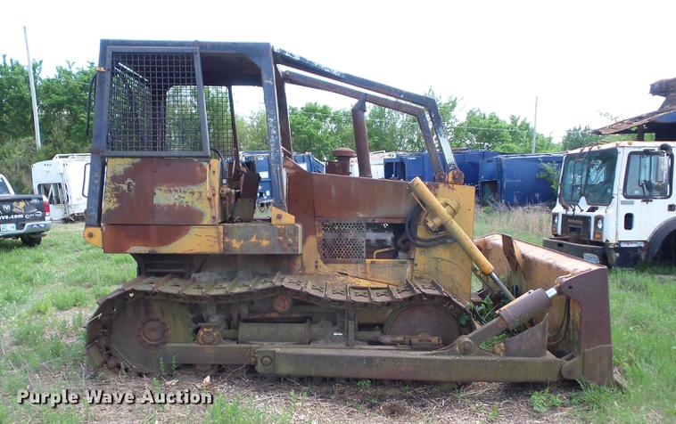 image for item BI9562 1978 Case 1450 dozer