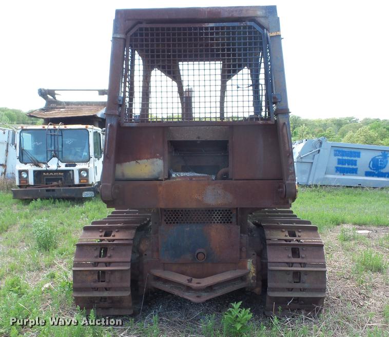 image for item BI9562 1978 Case 1450 dozer